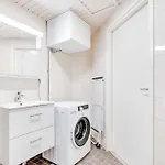 Hiisi Homes Kangasala 公寓 Suorama